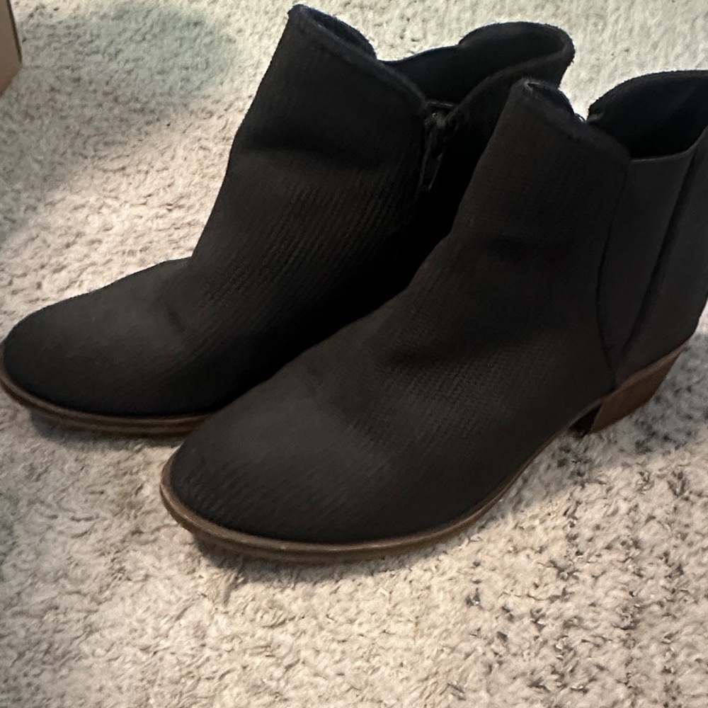 Women's Ankle Booties - Classic Everyday Style
